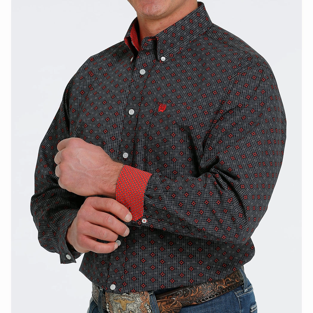 Cinch Men's Black and Red Patterned Long Sleeve Tailored Cut Flexible Shoulder Panels