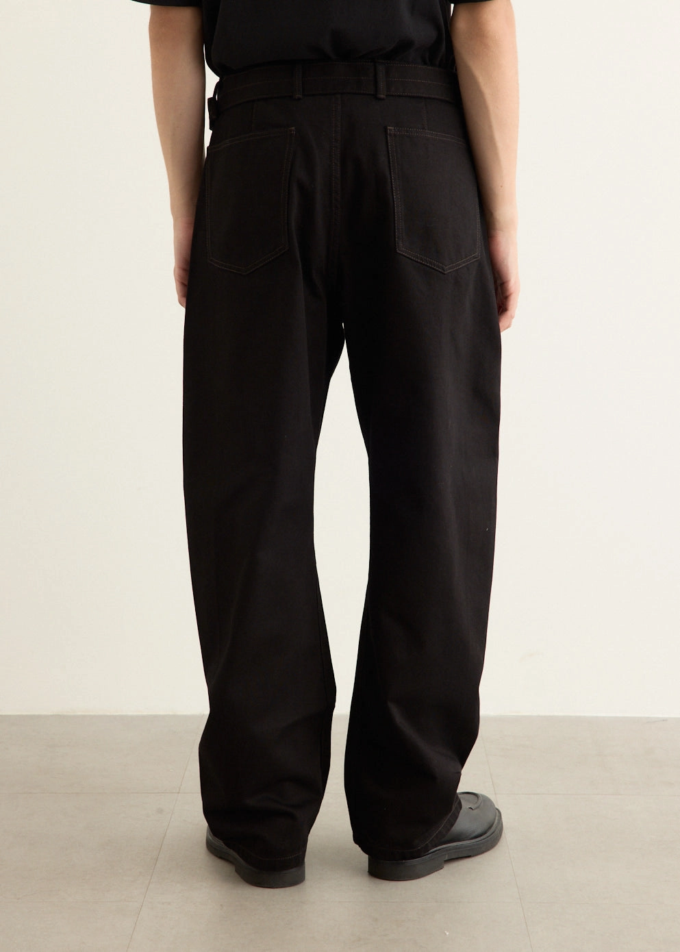 Heat Friendly Twisted Belted Pants