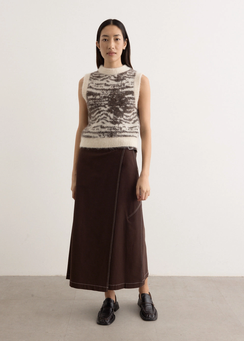 Umbra Wrap Midi Skirt Silicone Grip Trim