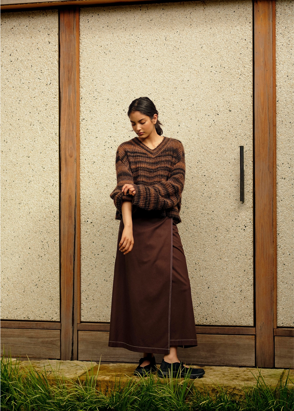 Texture Shot Relaxed Vibes Umbra Wrap Midi Skirt