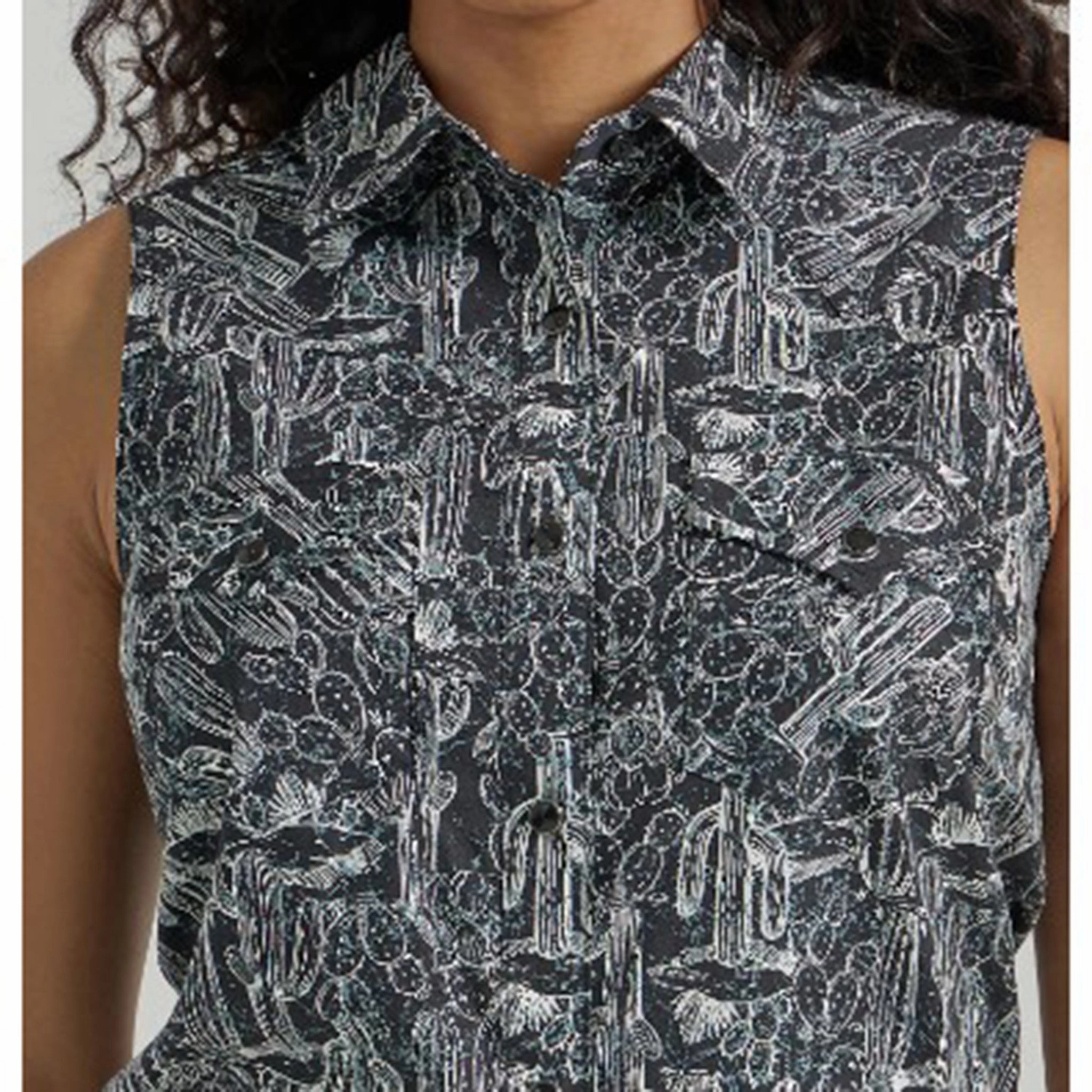 Wrangler Women's Black White Cactus Sleeveless MultipanelLayout Elegant Cardigan