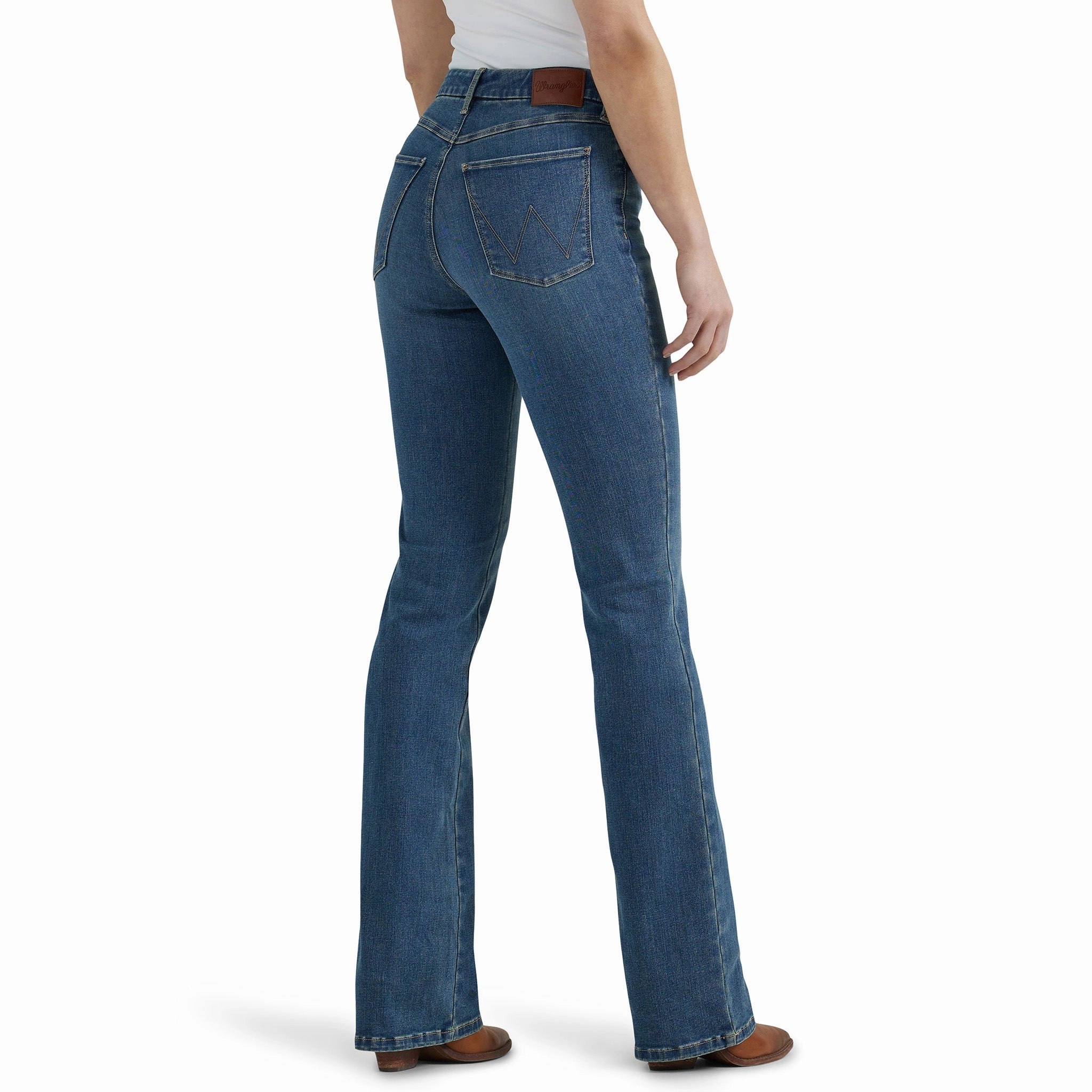 Cropped length Wrangler Women's Bespoke Ada Bootcut Jeans