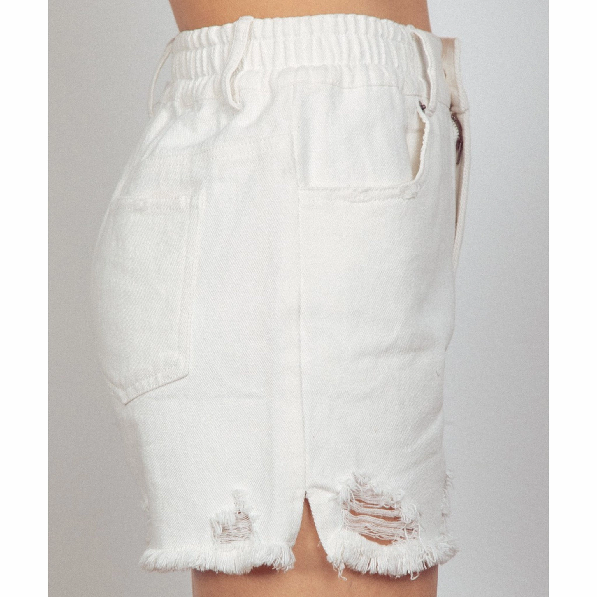 Very G Women's White Hi Waist Pleat Short Neutral Mood
