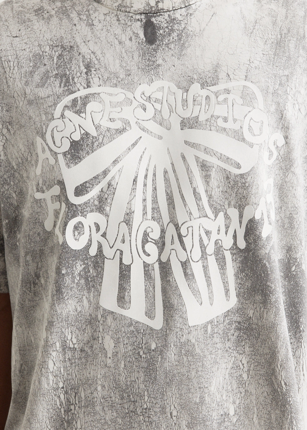 Versatile Fit Washable Exford U Bow Logo T-Shirt