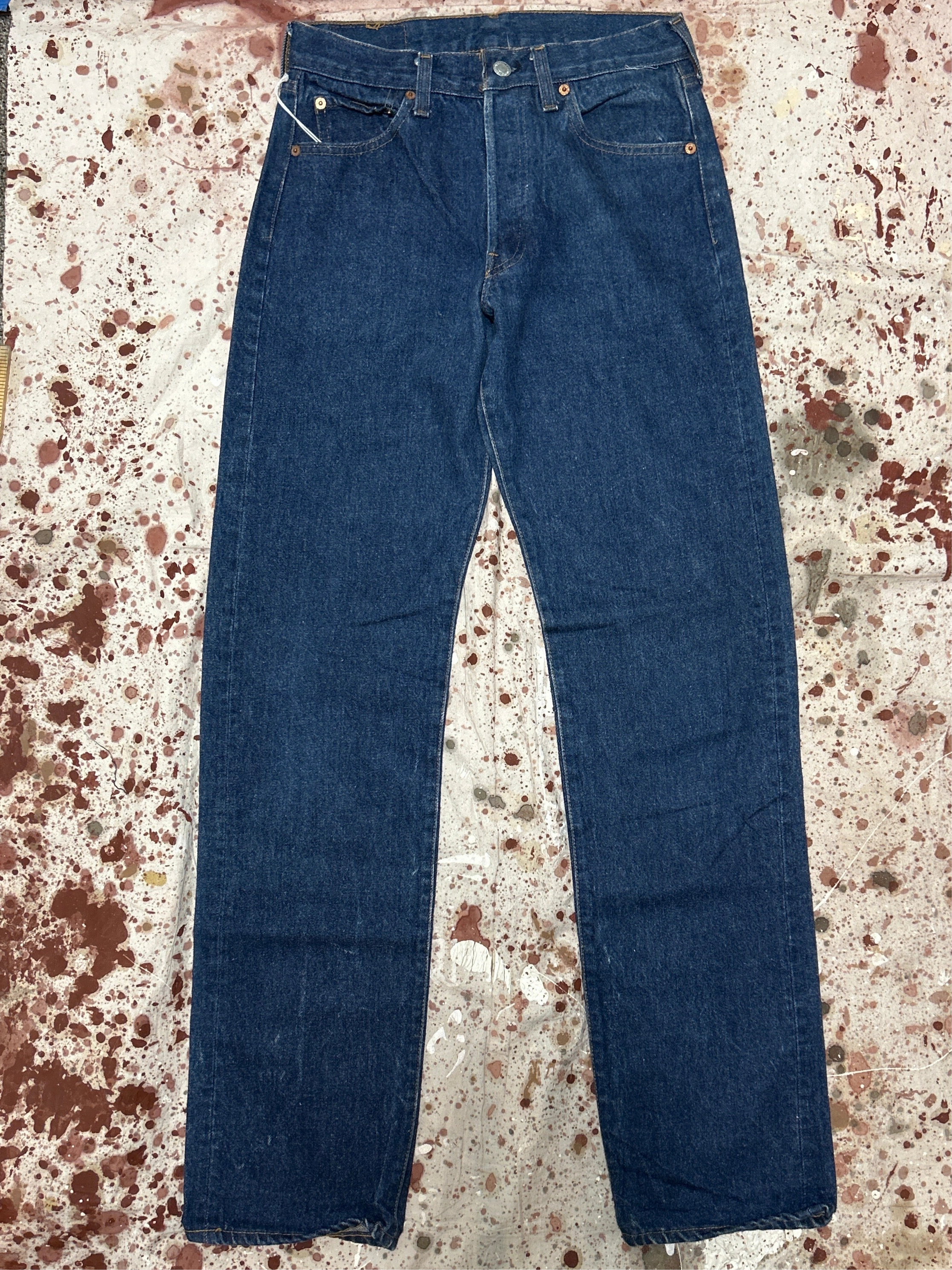 Music Event Picnic Style Essential Style Vintage Levi USA made 501 Transitional Tag Black Bar Tac Pockets, One Wash Denim Jeans (JYJ-1725)