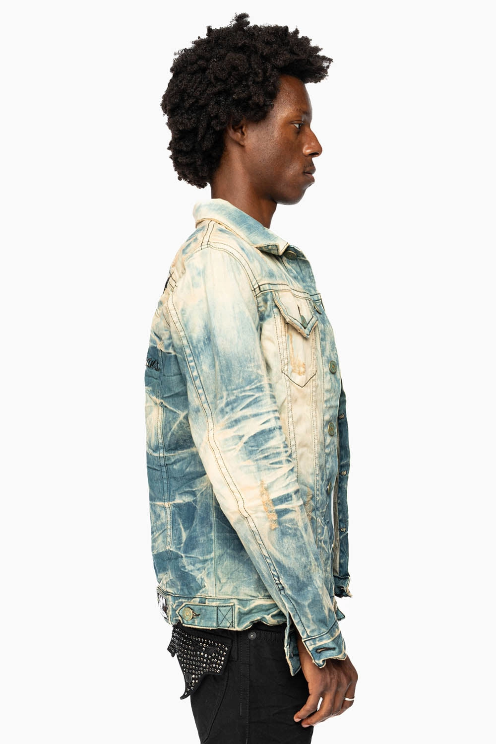 VINTAGE LIGHT BLUE JACKET WITH CONTRAST STITCHING  AND BLACK EMBROIDERED LOGO WINGS Sport Inspired Style Tear Resistant Panels