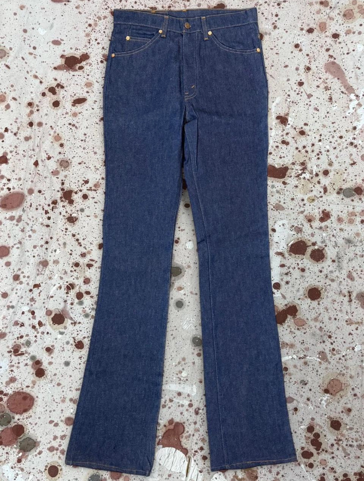 Casual Fit Button Fly Option Vintage USA 1981 Levi 517 Deadstock Dark Wash Denim Jeans with Flashers (JYJ0425-457)