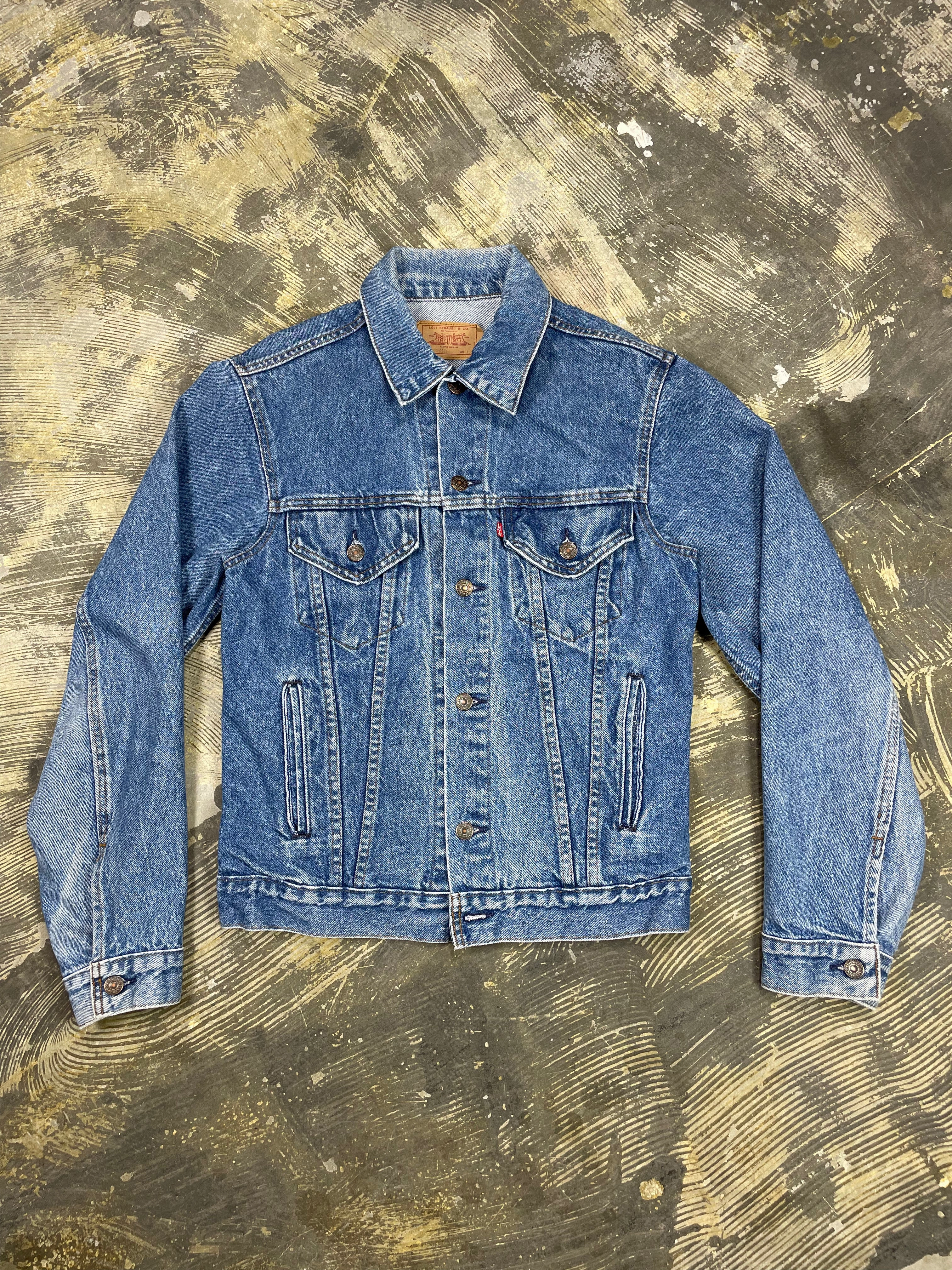 Vintage USA Levi 4 Pocket Premium Wash Denim Trucker Jacket (JYJ-170) Secure Internal Pockets Cashmere Blend