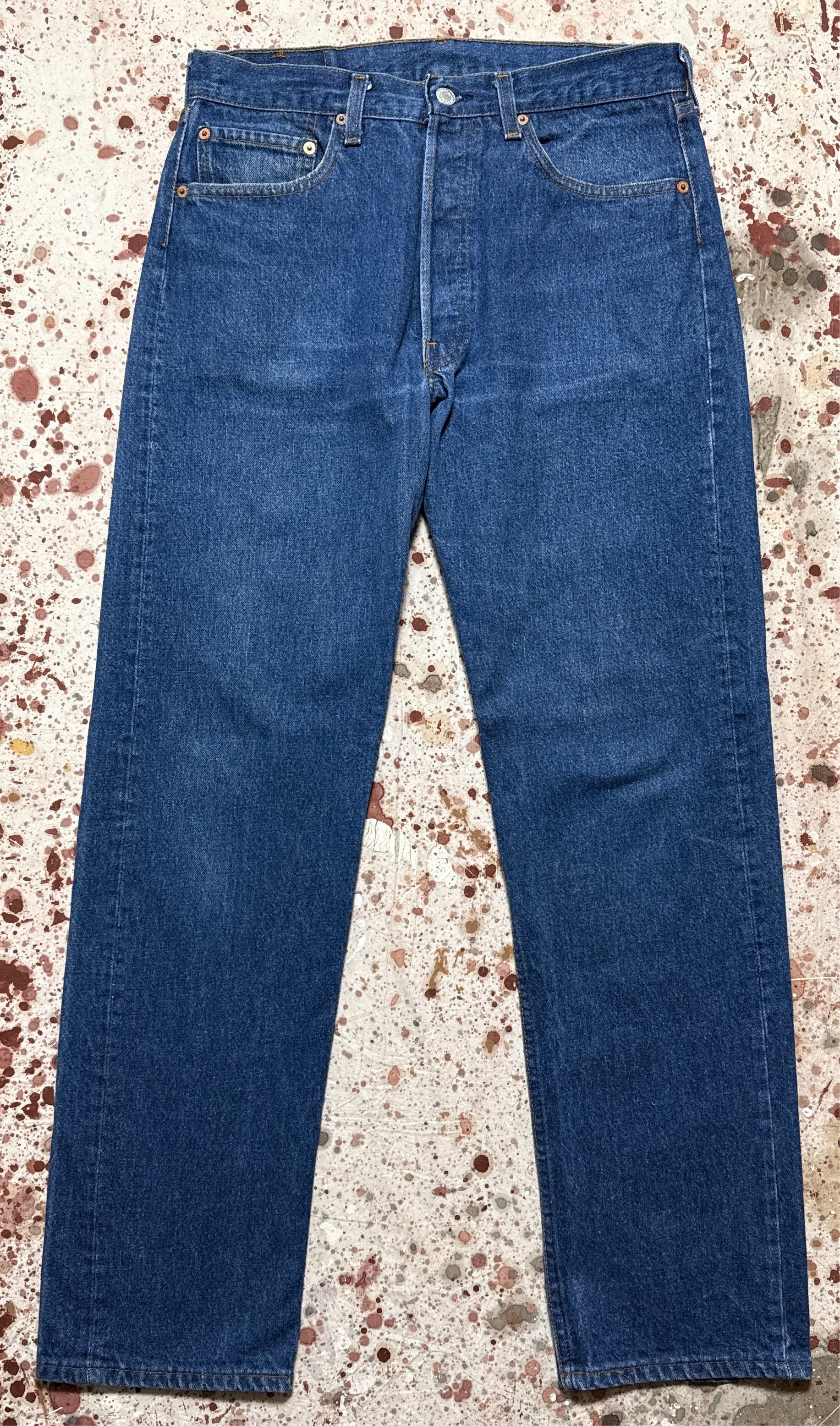 Go Out Style Travel Outfit Evening Stroll Minimalist Vintage USA made Levi 501, Transitional Tag, Dark Wash, Denim Jeans (JYJ-061025)