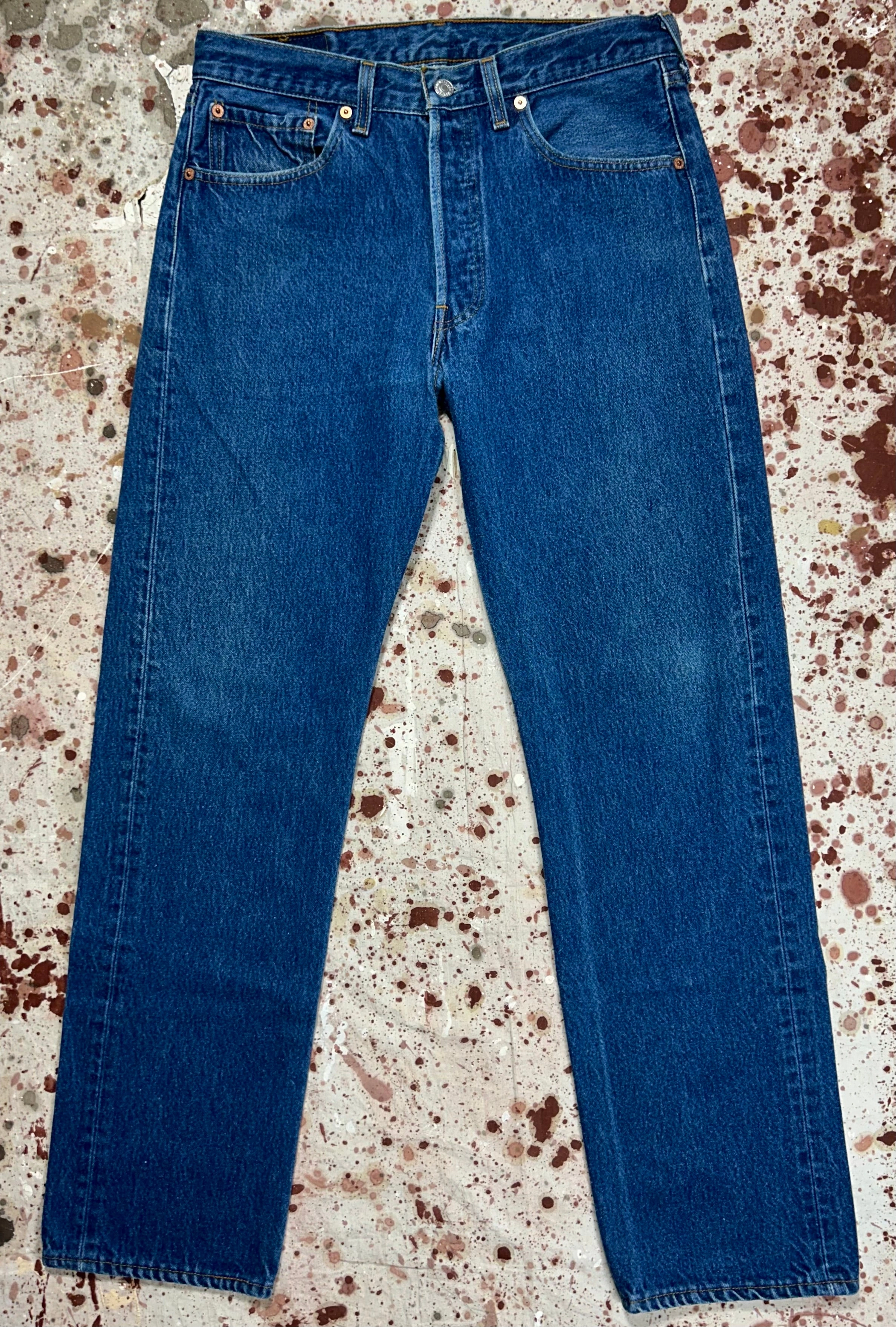 Seasonal piece Vintage USA Made Levi 501xx Few Wash Denim Jeans (#JYJ0124-050)