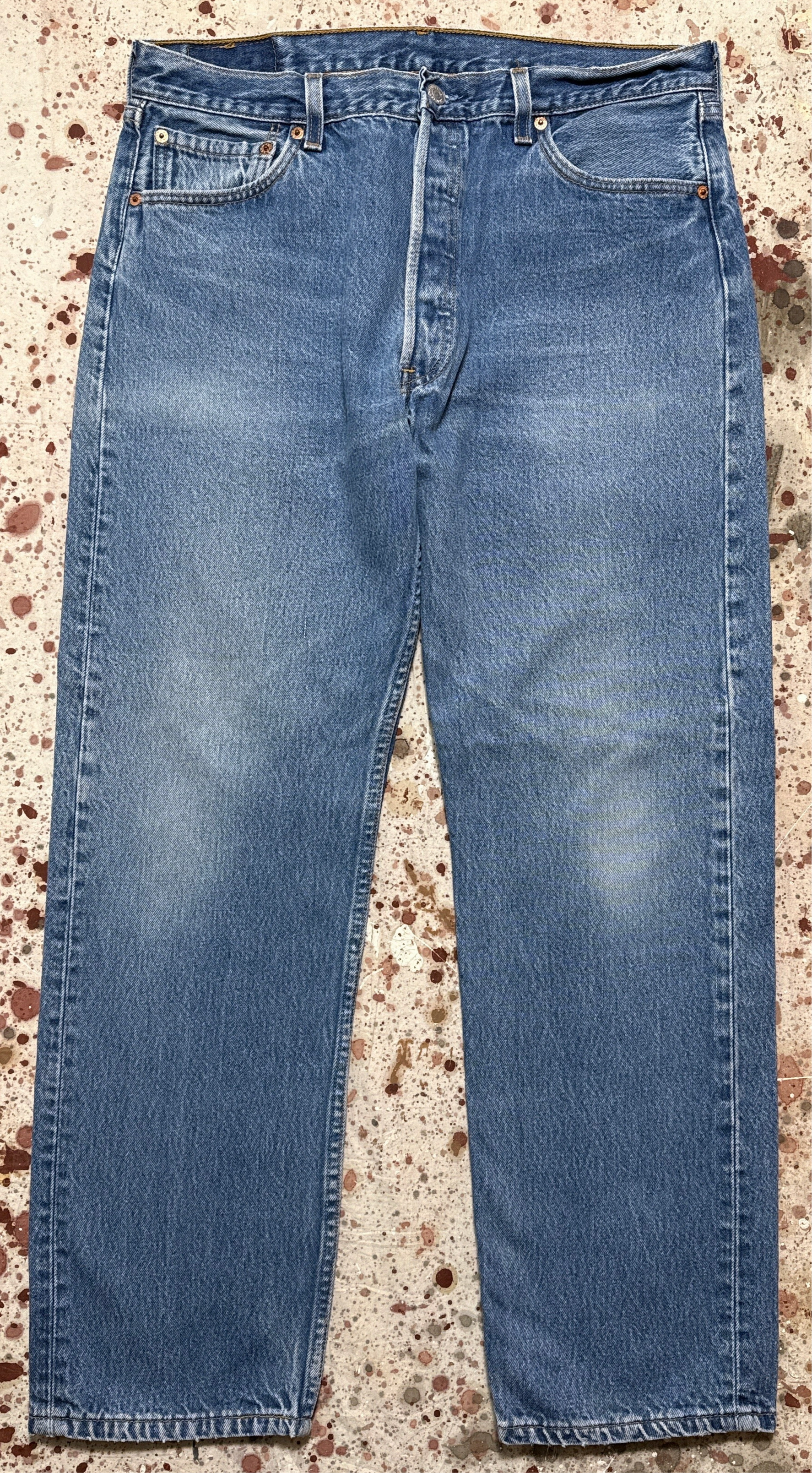 Everyday Loose Vintage USA made Levis 501, Premium Wash, Denim Jeans (JYJ-081025)