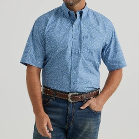 Wrangler Men's Blue Paisley Short Sleeve - Timeless Classic Seasonal Essential