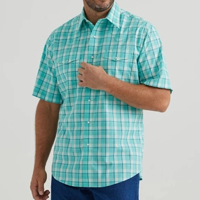 Wrangler Men's Aqua/White Plaid Short Shirt Elegant Finish