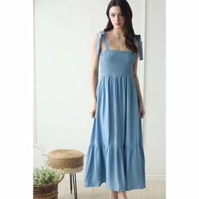 Polished look dress Textured Layers Women's Smocked Chambray Tie Midi Dress