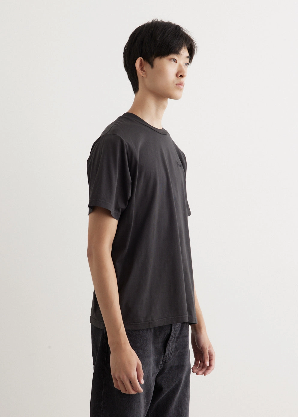 Round neck simplicity Wordmark Pigment Dyed T-Shirt