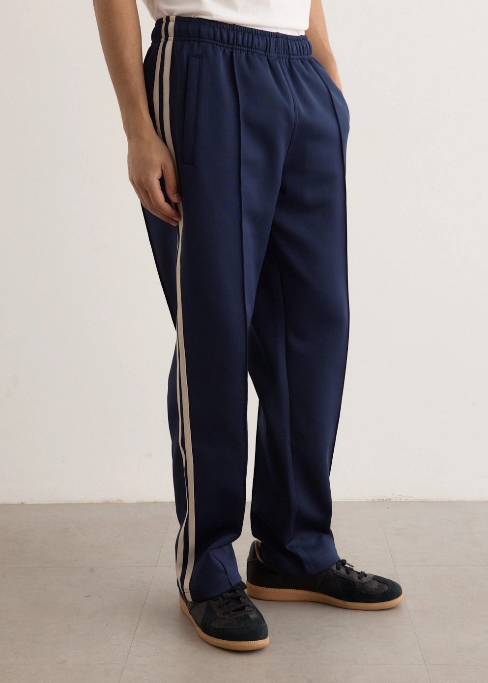 Wordmark Track Pants Layer Fit MoistureWickingLining