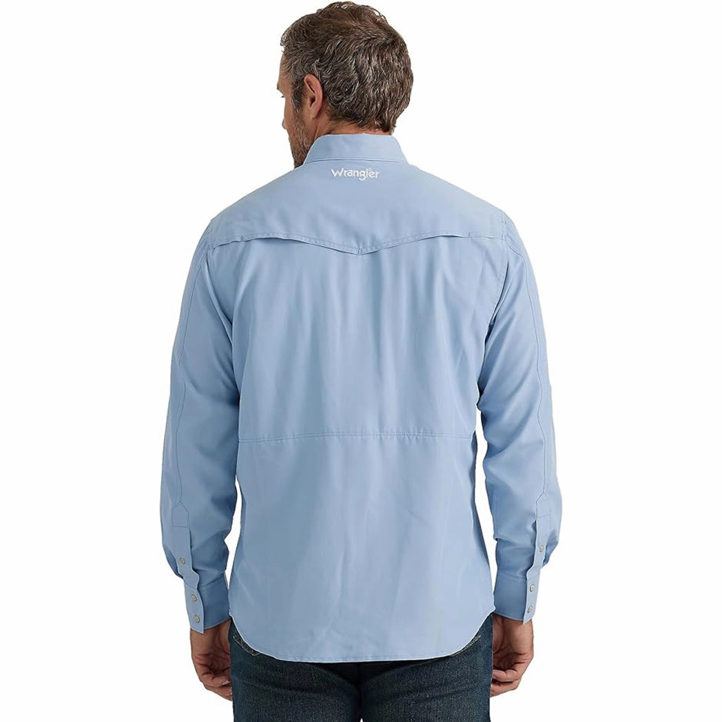 Wrangler Men's Performance Long Sleeve in Neutral Blue Modern Look Pocket Detailing