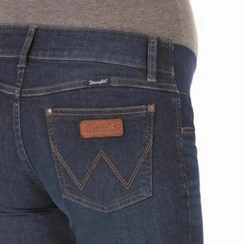 Wrangler Elastic Waist Mae Jean Iconic Outfit