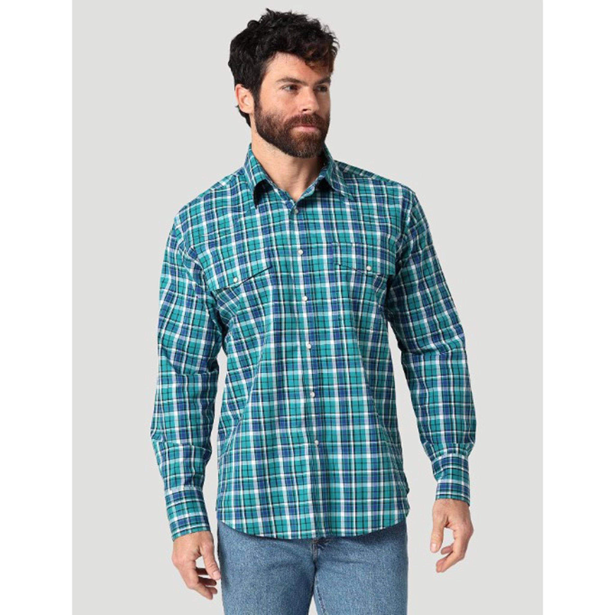 Wrangler Men's Blue and Green Plaid Shirt Sustainable Manufacturing Process Breathable Fit
