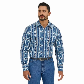 Winter Retreat Wrangler Men's Checotah Aztec Long Sleeve