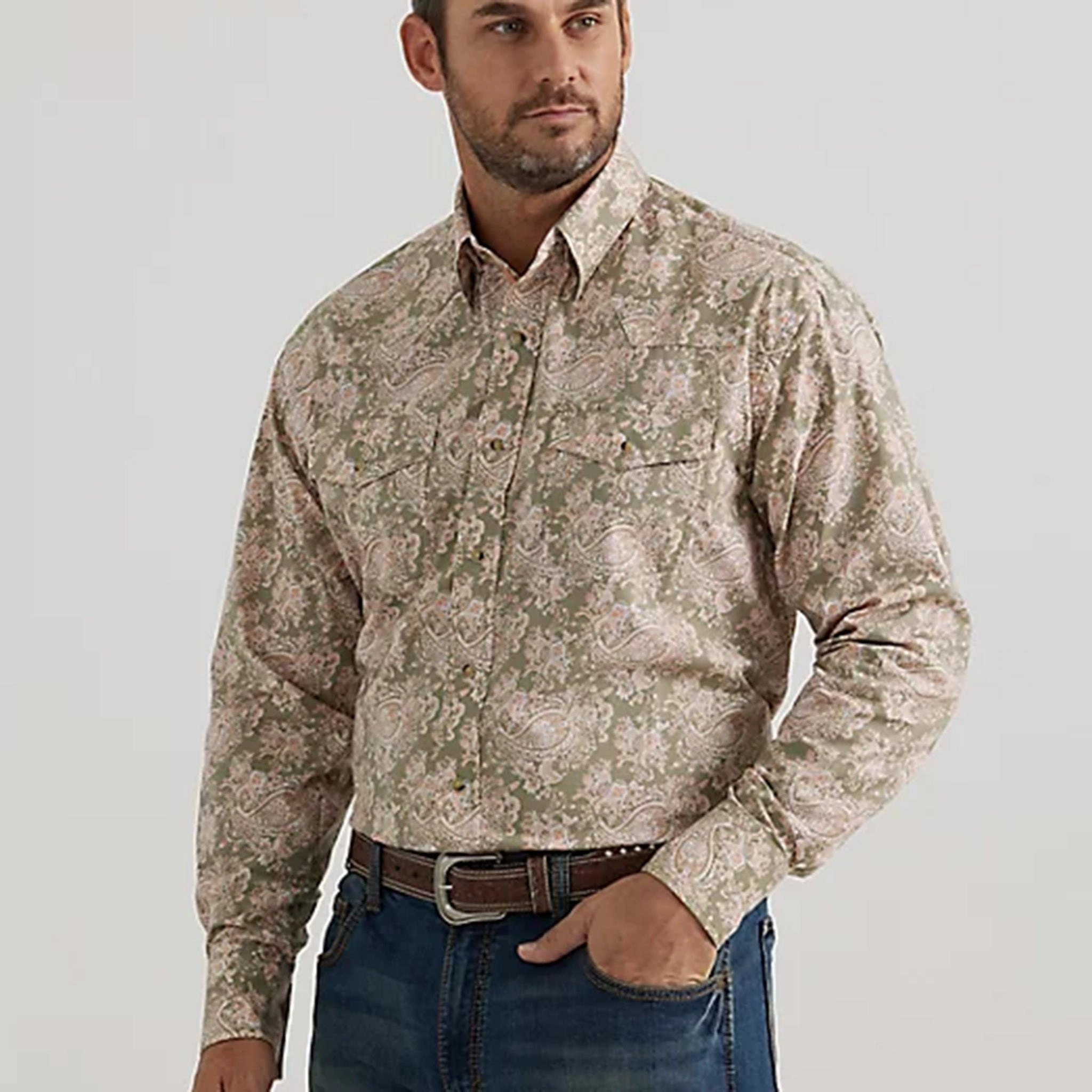 Durable Button Closures Wrangler Men's Green & Tan Paisley Print Shirt