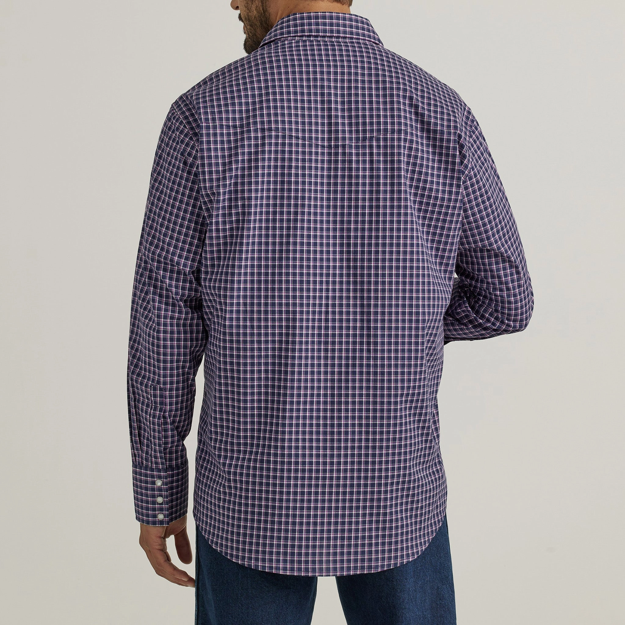 Wrangler Men's Navy/Purple Plaid Wrinkle Resistant Long Sleeve Fashion Statement All Day Comfort Tech