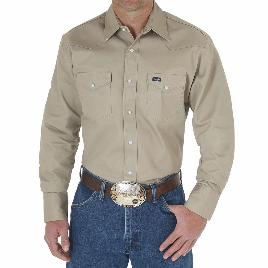 Wrangler Men's Tan Cowboy Cut Work Shirt Sleek Style