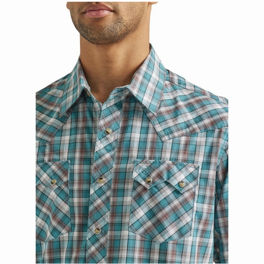 Wrangler men's teal & brown button down Luxury Feel UV Protective Fabric