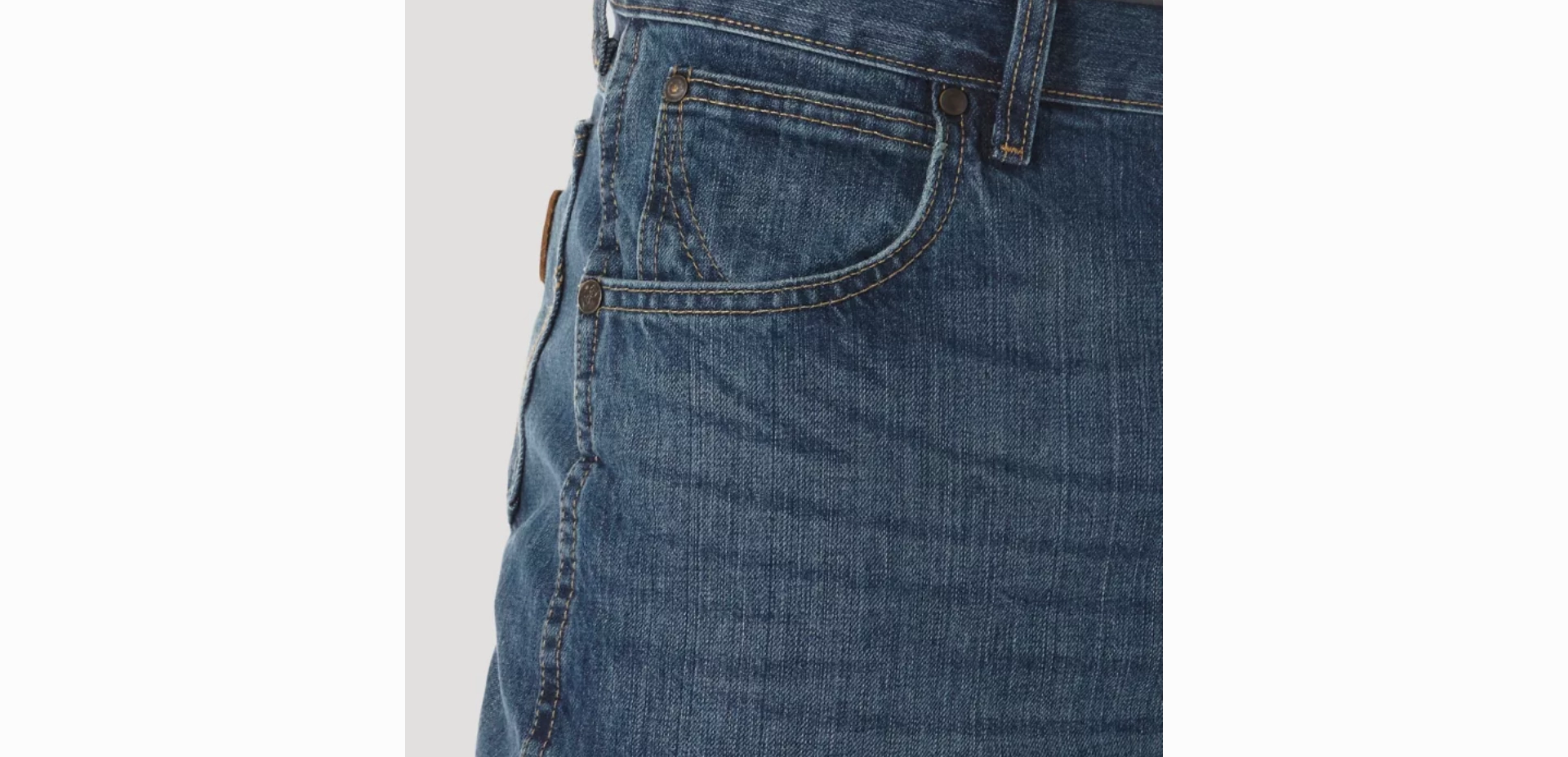 Fit Focus Wrangler Retro Relaxed Boot Cut Jean