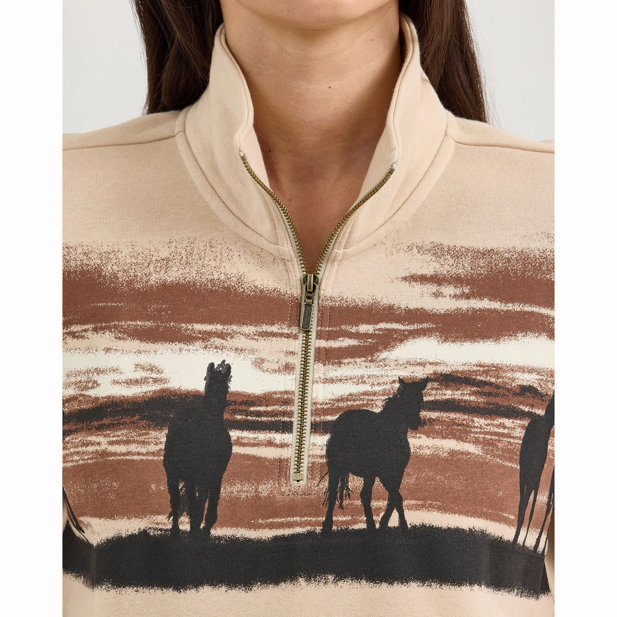 FlexibleCuffSystem Wrangler Women's Cream Horses 1/4 Zip Sweatshirt