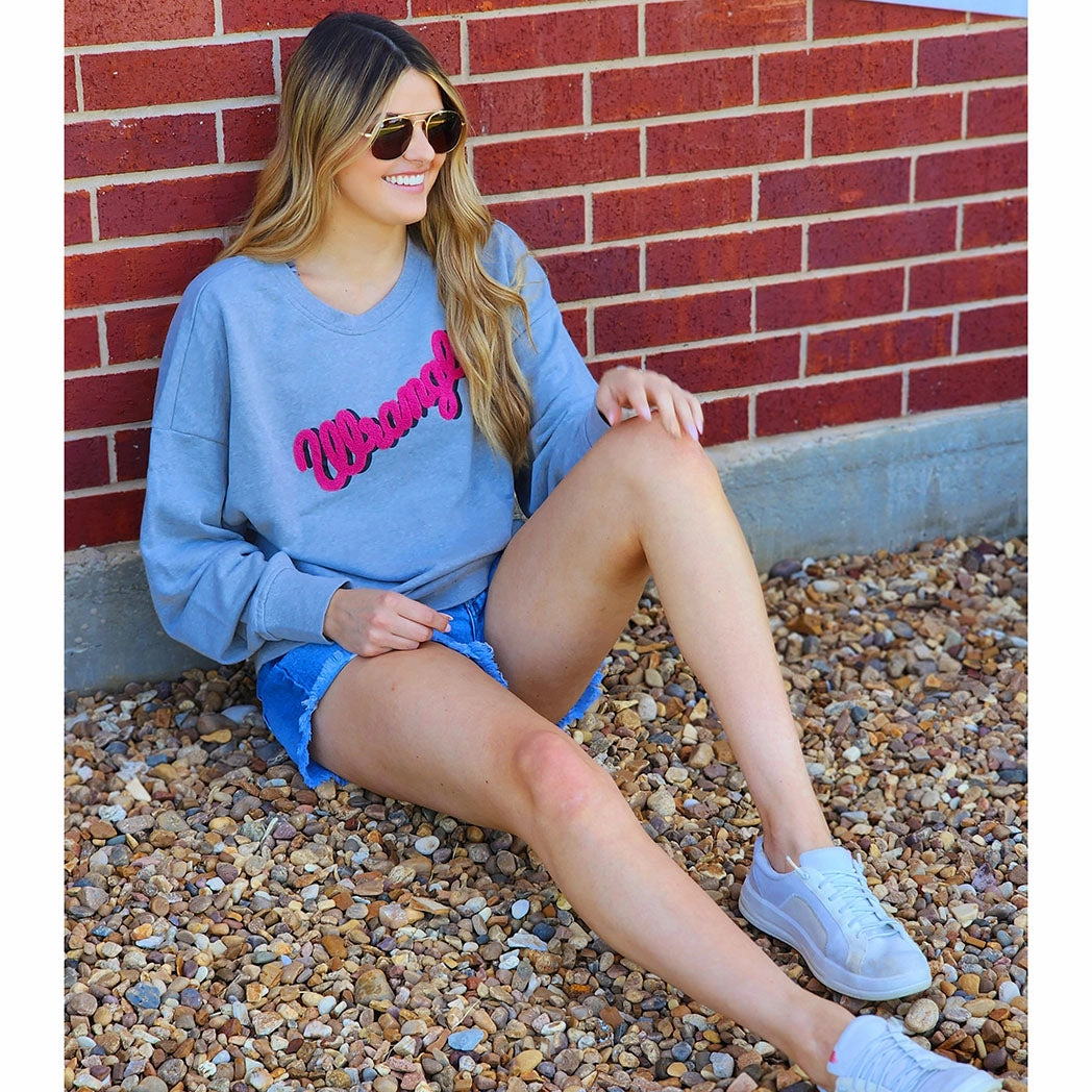 AdjustableClosure CompactSize Wrangler Women's Grey & Pink Logo Sweatshirt