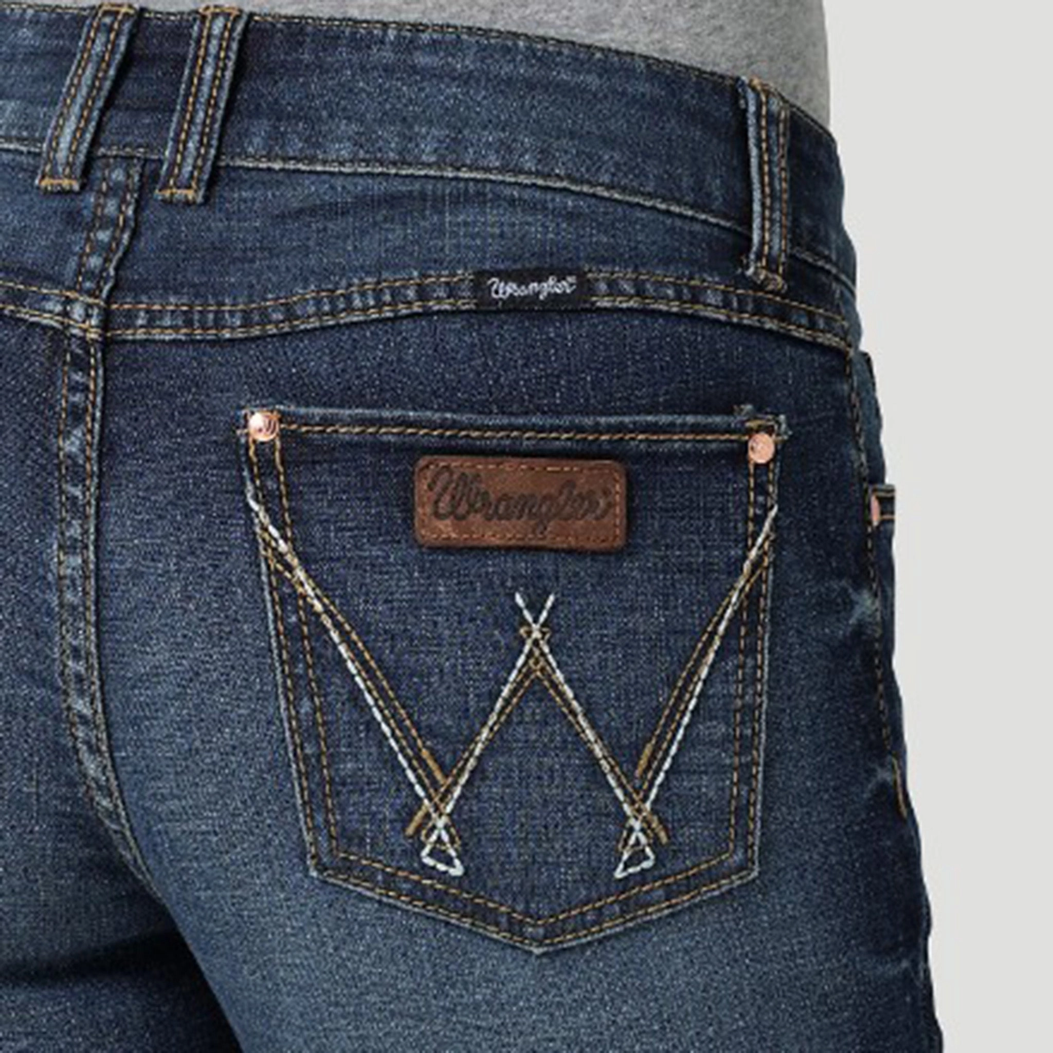 Wrangler Women's Retro Mid Rise Jeans Morning Stroll Fashion Lover