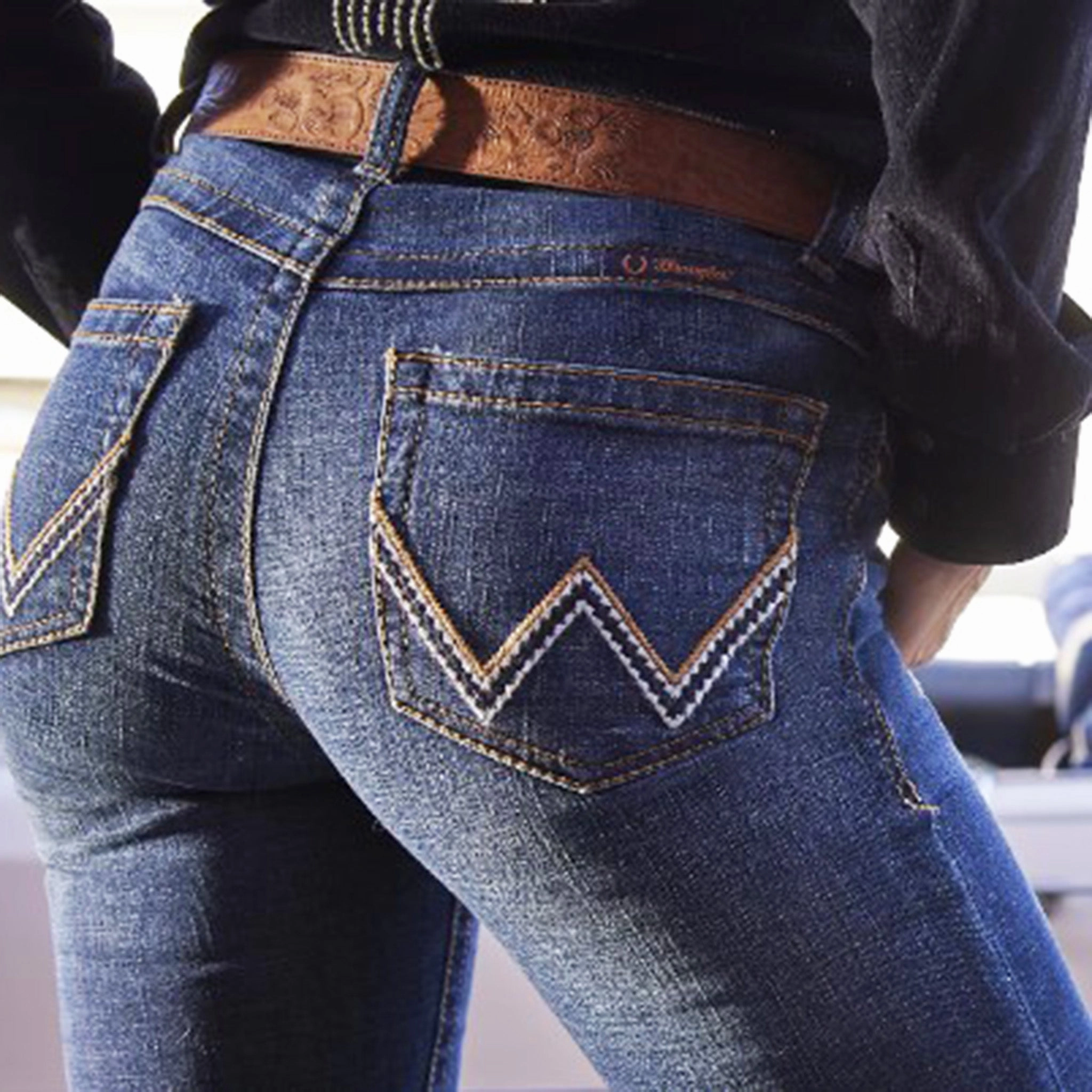 Wrangler Women's Willow Riding Jean Autumn Days Outdoor Enthusiast Streetwear Fan