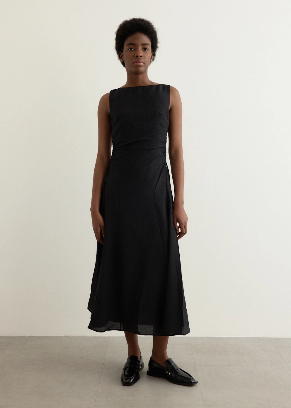 Mai Dress Grace Walk Relaxed Look