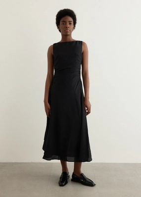 Mai Dress Grace Walk Relaxed Look