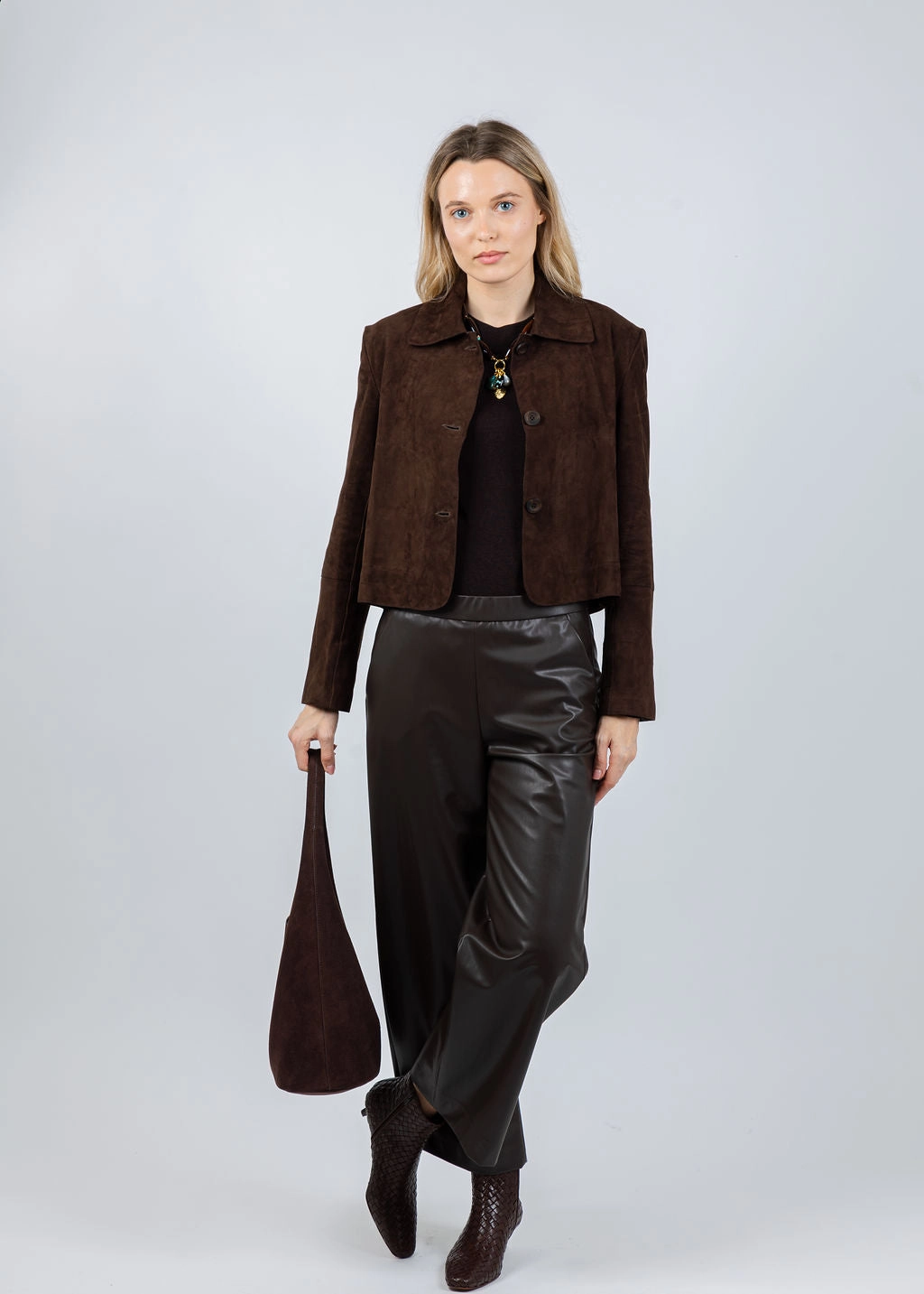 WrinkleResistantFabric Suede Cropped Jacket - Morro HighCollar Design