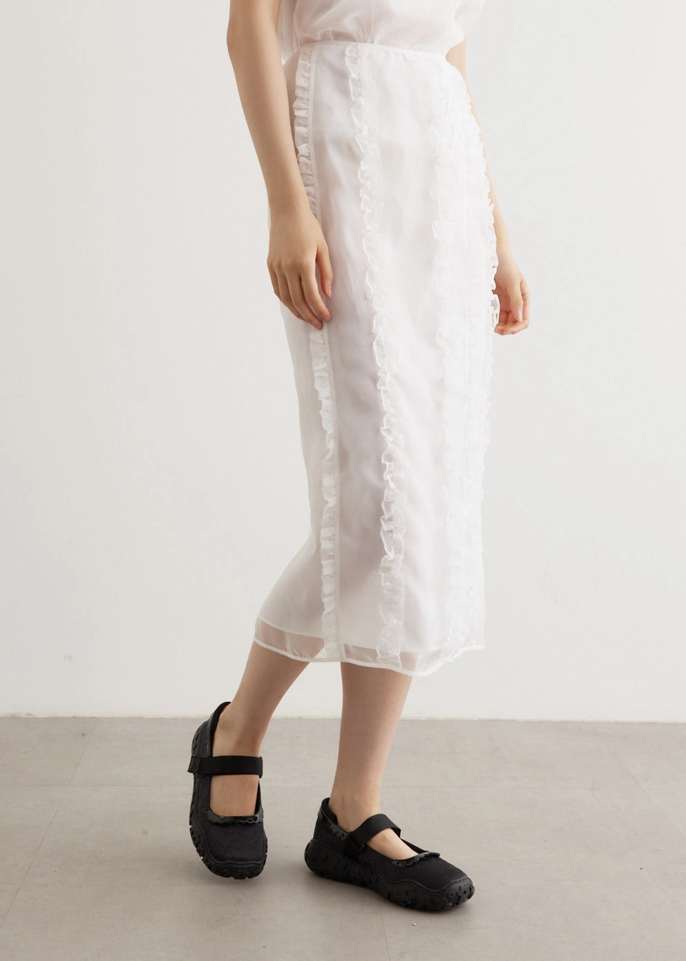 x Nona Source Ocean Skirt Abstract Motif